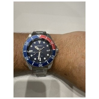 MONTRE SEIKO SNE595P1 ACIER STYLE PEPSI